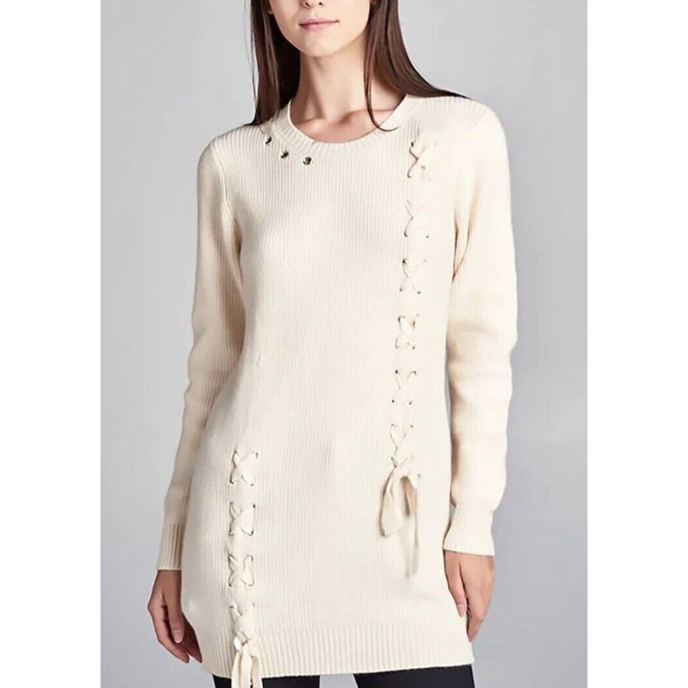 Renee C Long Line Sweater Dress EUC Lace And Eyelet Accent Medium Cream, Soft